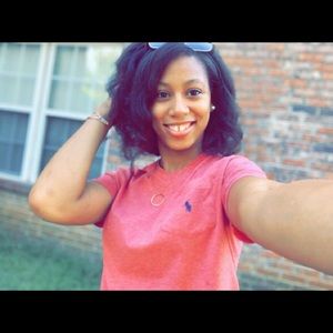 Meet your Posher, Maya